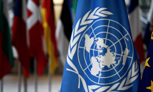 147：5！中俄反对无效，联大通过决议，日本要求中国“自废武功”？高市早苗真实野心暴露无遗