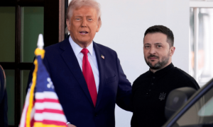 嫌美国武器垃圾？乌军被曝弃用美制无人机，特朗普正愁找不到把柄！