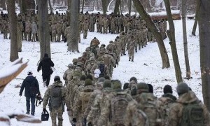 新媒宣布红军城失守！乌克兰士兵不想抵抗了：跪求俄军无人机饶命