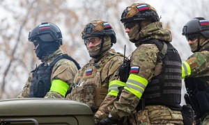 俄军抵达委内瑞拉，特朗普态度大转变？暂时不打算动武，愿意与马杜罗直接对话！