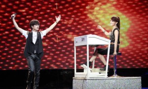 考古|玖月奇迹被曝已复婚，王小玮疑似怀孕小腹隆起，为何两人至今不同台演出？