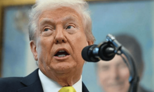 中美通完电话后，高市早苗收到一个紧急命令，特朗普要亲自跟她谈！