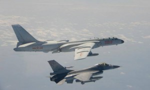 特殊日子里，赖清德演讲妄图拉拢国际势力，解放军的打击接踵而至